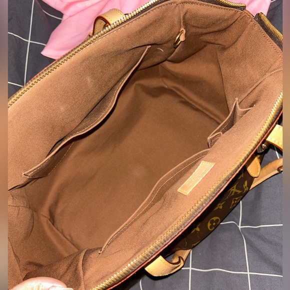 Preowned Authentic Louis Vuitton Monogram Tivoli GM - Picture 2 of 12